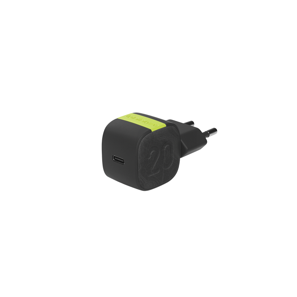 InstantCharger 20W 1 USB - Black - Compact USB-C PD charger - Hero